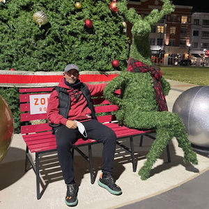 Meet your Posher, Luis armando